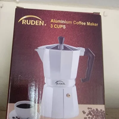 Cafetera de aluminio para 3 tazas