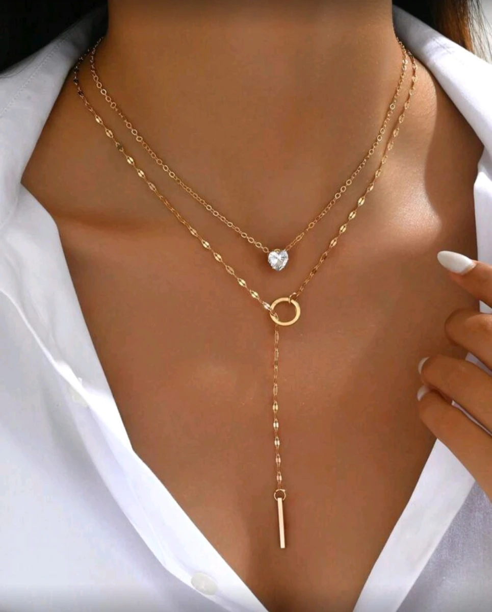 Juego de collares de colo dorado