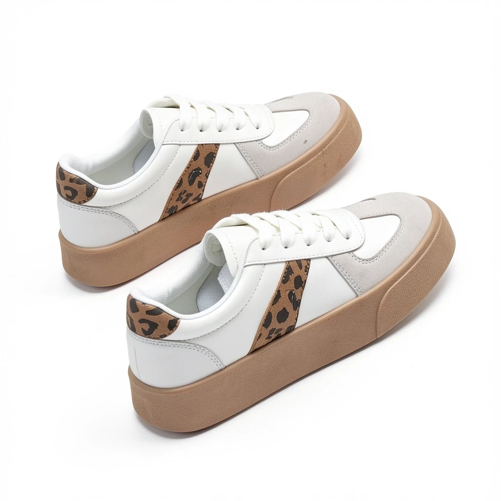 Tenis de mujer con diseño animal print