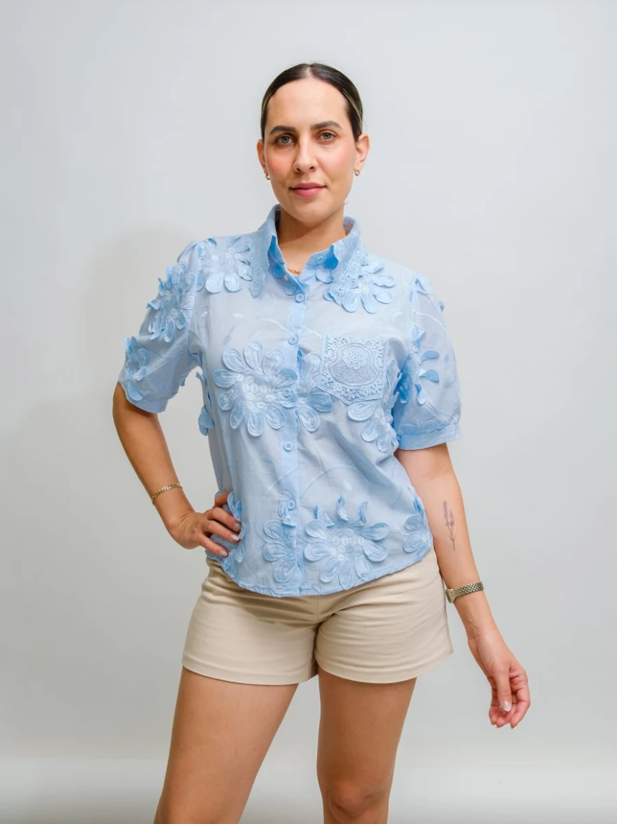 BLUSA AZUL DE FLORES 3D