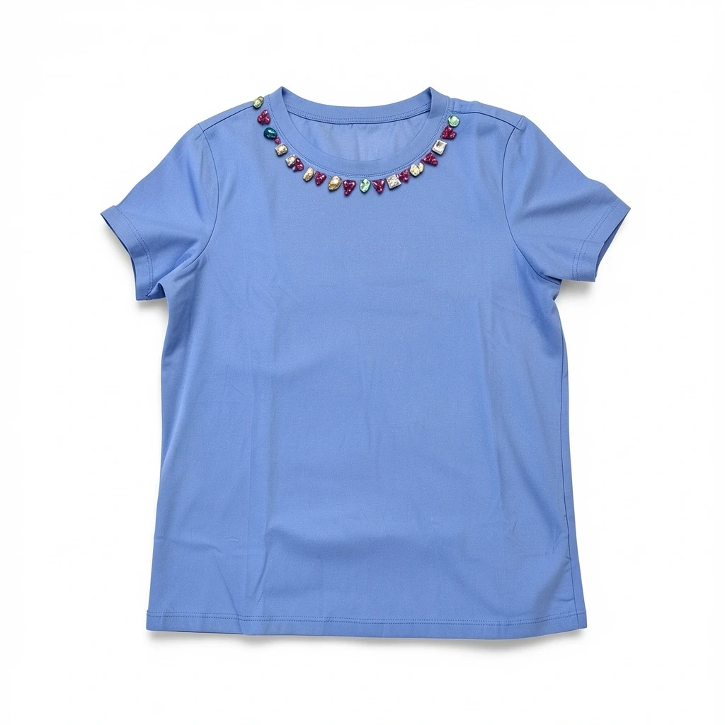 BLUSA BASICA AZUL DE PIEDRAS EN EL CUELLO