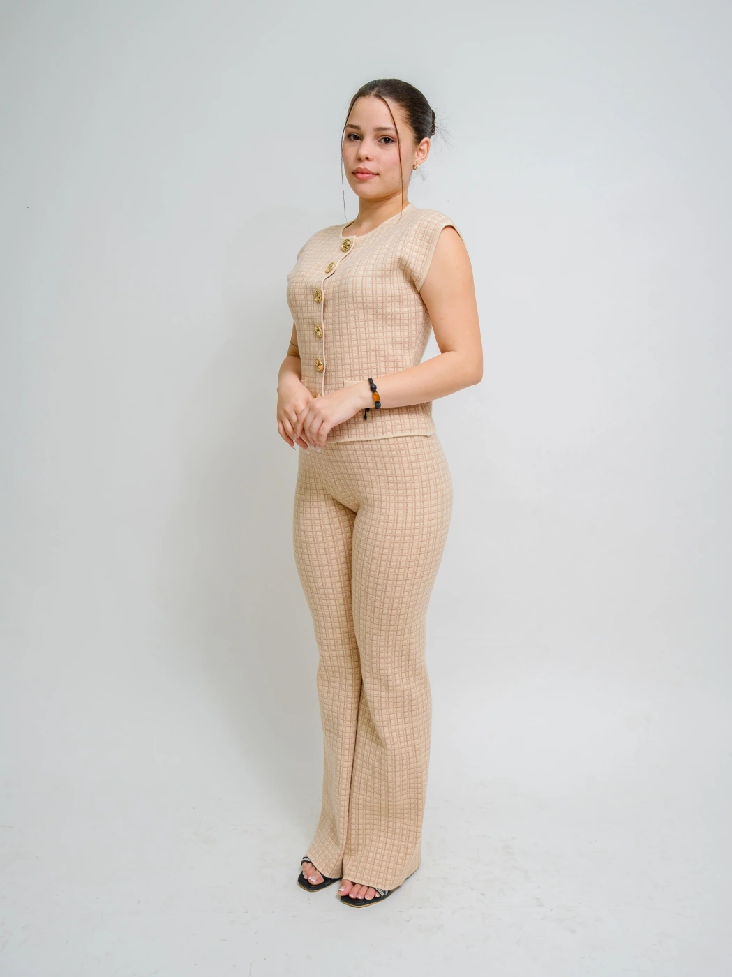 SET CAFE DE CHALECO Y PANTALON CON CUADROS