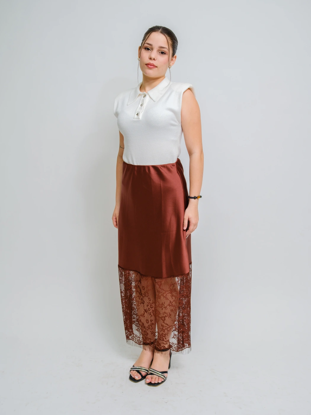 FALDA CAFE CON ENCAJE