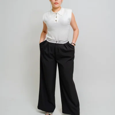 PANTALON NEGRO CON PRESILLA BLANCA