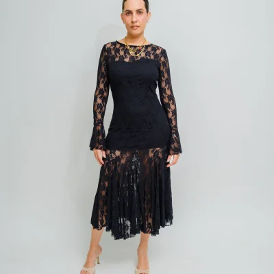 VESTIDO  LARGO NEGRO DE ENCAJE