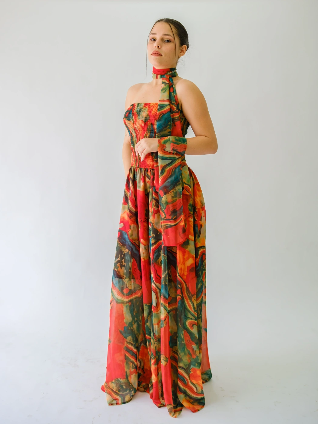 VESTIDO STRAPLE ESTAMPADO NARANJA CON VERDE