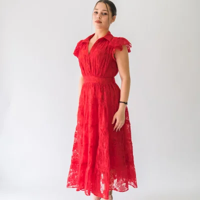 Vestido Largo de Encaje Rojo